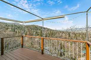 211 Glenview Dr, Ashland, OR 97520 - Photo 15