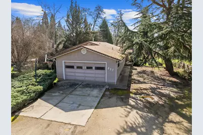 837 S Royal Avenue, Eagle Point, OR 97524 - Photo 23