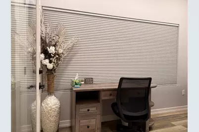 101 E Park Street, Grants Pass, OR 97527 - Photo 7