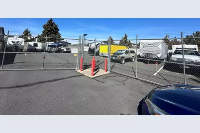 2552 NE Iris Way, Bend, OR 97701 - Photo 37