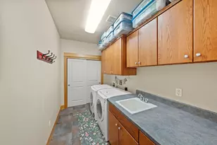 16844 Brenda Dr, Bend, OR 97707 - Photo 31