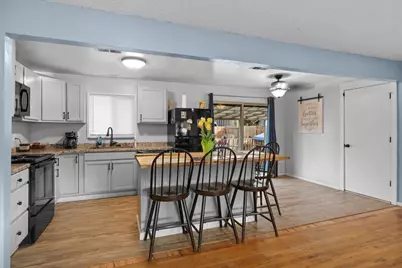 209 Corcoran Lane, Central Point, OR 97502 - Photo 9