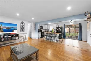 209 Corcoran Ln, Central Point, OR 97502 - Photo 7