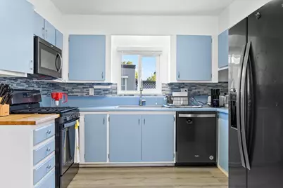 2252 Table Rock Road #SPC 128, Medford, OR 97501 - Photo 5