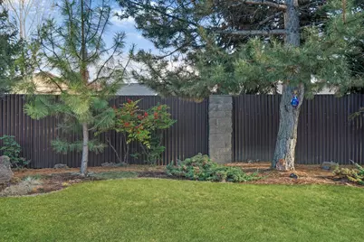 61336 Elkhorn Street, Bend, OR 97702 - Photo 25