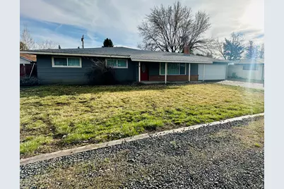 6276 Bryant Avenue, Klamath Falls, OR 97603 - Photo 3