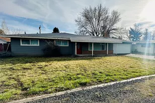 6276 Bryant Ave, Klamath Falls, OR 97603 - Photo 3