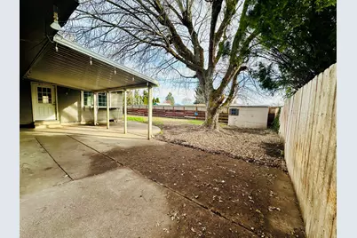 6276 Bryant Avenue, Klamath Falls, OR 97603 - Photo 9