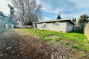 6276 Bryant Ave, Klamath Falls, OR 97603 - Photo 11