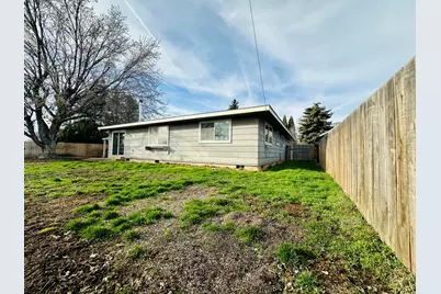 6276 Bryant Avenue, Klamath Falls, OR 97603 - Photo 7