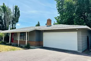6276 Bryant Ave, Klamath Falls, OR 97603 - Photo 3