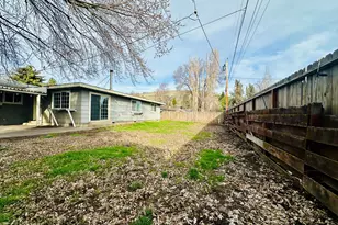 6276 Bryant Ave, Klamath Falls, OR 97603 - Photo 7