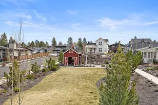 2777 NW High Lakes Loop, Bend, OR 97703 - Photo 27