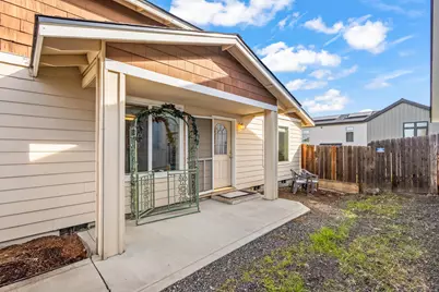 460 NW 21st Street, Redmond, OR 97756 - Photo 25