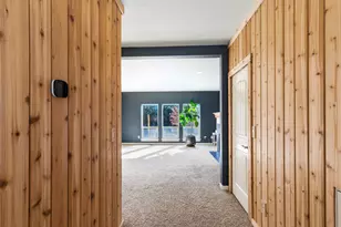 20739 NE Angora Ct, Bend, OR 97701 - Photo 13
