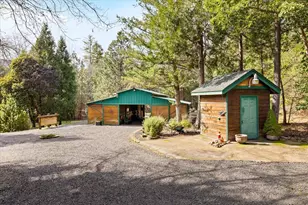 122 Carlos Ave, Rogue River, OR 97537 - Photo 3