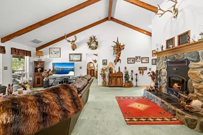 122 Carlos Avenue, Rogue River, OR 97537 - Photo 5