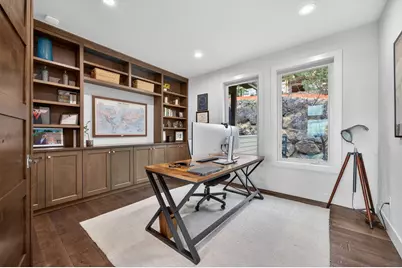 3345 NW Panorama Drive, Bend, OR 97703 - Photo 15