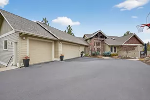 3345 NW Panorama Dr, Bend, OR 97703 - Photo 53