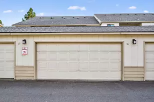 1050 NE Butler Market Rd, Bend, OR 97701 - Photo 41