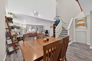 1050 NE Butler Market Rd, Bend, OR 97701 - Photo 11