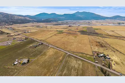 Highway 140 E #596670, Klamath Falls, OR 97603 - Photo 7