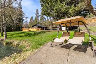 24990 Hwy 62, Trail, OR 97541 - Photo 9