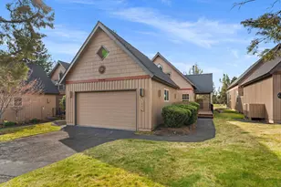 1845 Cinnamon Teal Dr, Redmond, OR 97756 - Photo 1