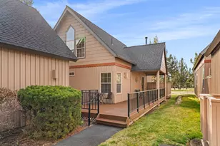 1845 Cinnamon Teal Dr, Redmond, OR 97756 - Photo 3