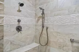 61649 Hosmer Lake Dr, Bend, OR 97702 - Photo 33