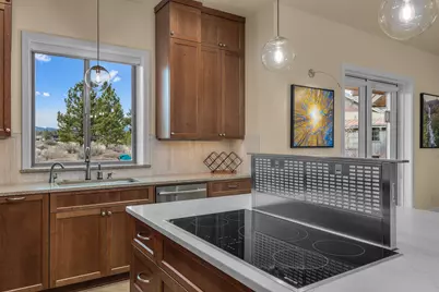 61649 Hosmer Lake Drive, Bend, OR 97702 - Photo 47