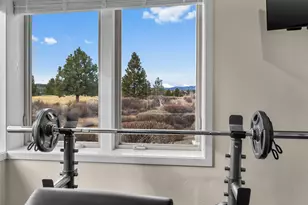 61649 Hosmer Lake Dr, Bend, OR 97702 - Photo 47