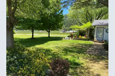 753 W Evans Creek Road, Rogue River, OR 97537 - Photo 5