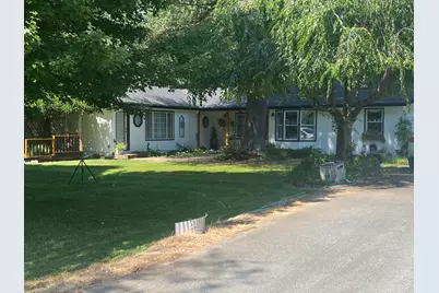 753 W Evans Creek Road, Rogue River, OR 97537 - Photo 1