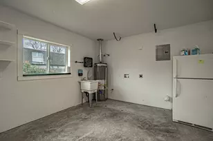 408 Marie St, Medford, OR 97504 - Photo 15