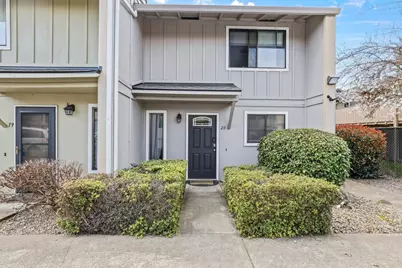 1111 Stevens Street #20, Medford, OR 97504 - Photo 1