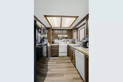 1111 Stevens Street #20, Medford, OR 97504 - Photo 9