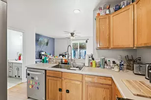 2030 Brookhurst St, Medford, OR 97504 - Photo 7