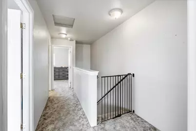 2030 Brookhurst Street #19, Medford, OR 97504 - Photo 11