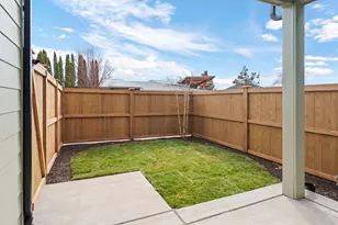 21165 NE Beall Dr, Bend, OR 97701 - Photo 37