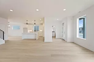 21165 NE Beall Dr, Bend, OR 97701 - Photo 9