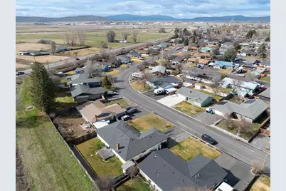 5481 Gatewood Drive, Klamath Falls, OR 97603 - Photo 3