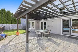 2374 Fairfield Dr, Medford, OR 97504 - Photo 33