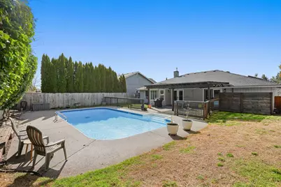 2374 Fairfield Drive, Medford, OR 97504 - Photo 31