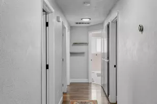 2374 Fairfield Dr, Medford, OR 97504 - Photo 19