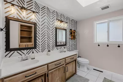 2374 Fairfield Drive, Medford, OR 97504 - Photo 27