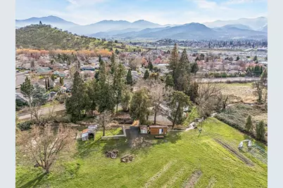 4127 Fern Valley Road, Phoenix, OR 97535 - Photo 57