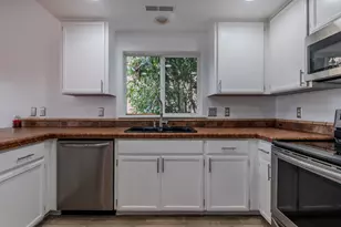 2335 New Haven Dr, Central Point, OR 97502 - Photo 11