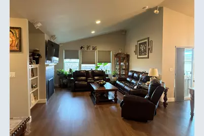 1779 NE 3rd Street NE, Redmond, OR 97756 - Photo 13