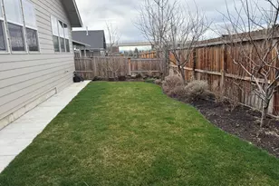 1779 NE 3rd Street NE, Redmond, OR 97756 - Photo 7